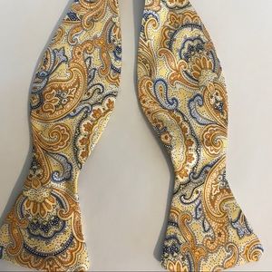 R. Hanauer silk bow tie
